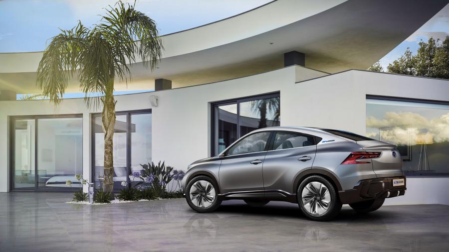  Trumpchi EV Coupe Concept 2015 года  (фото 4 из 7)